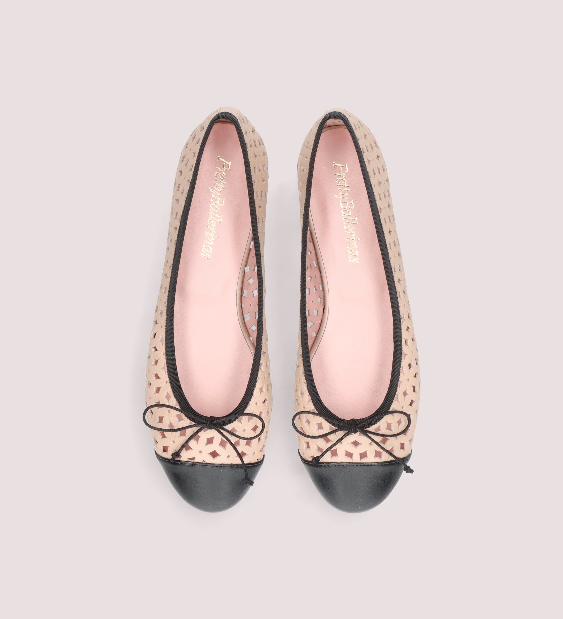 BALLERINAS NUDE Y NEGRAS COTON CALADAS