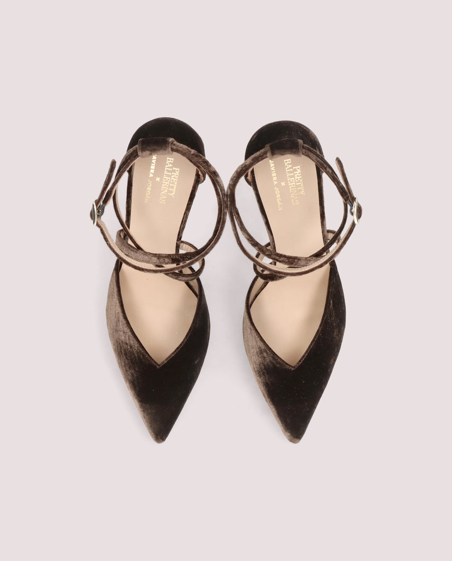 RENATA AFRODITE TESTA by Javiera Jordán