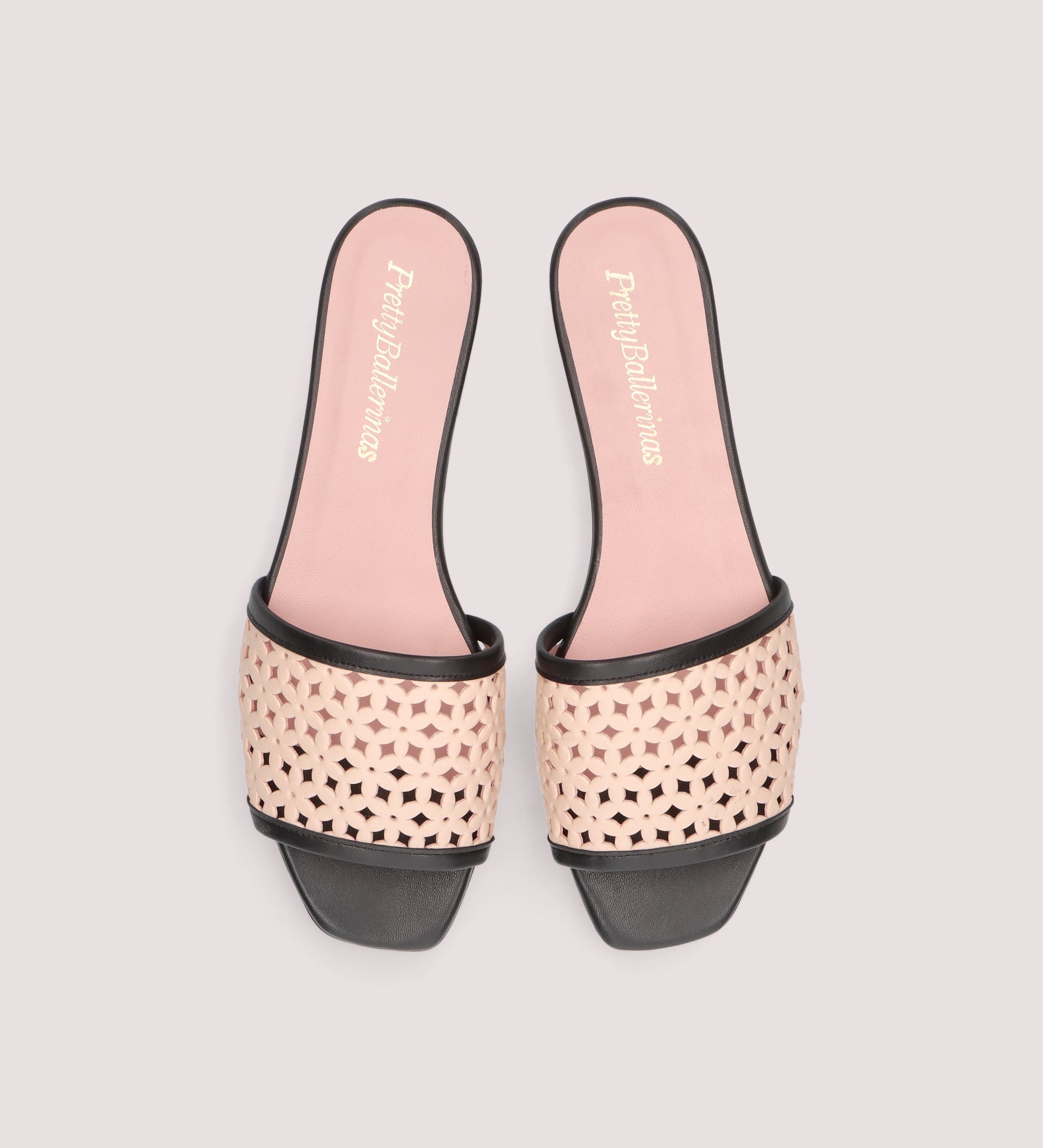 SANDALIAS NUDE Y NEGRAS COTON CALADAS