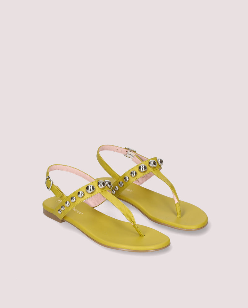 SANDALIAS CON ADORNOS JUDY PISTACHO
