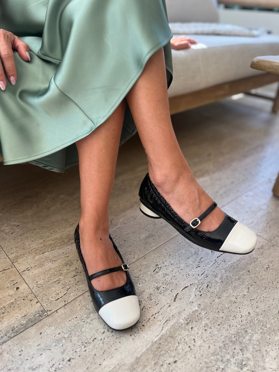 ODETTE GLOSS NEGRO